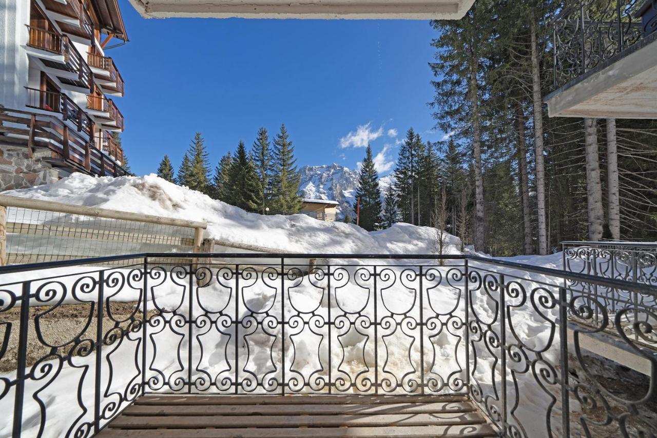 Appartamento Nuovo Super Vista A Campiglio Parking Privato